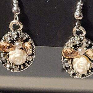 NWT PAPARAZZI Floral Design Drop Earrings w/Yellow and Clear Stones (1 1/4 inch)